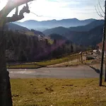 Jorsi With Mountain View *