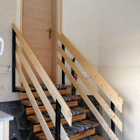 Jorsi With Mountain View *