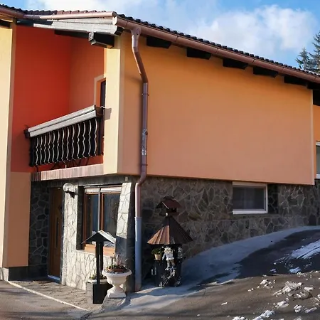 Apartman Jorsi With Mountain View *