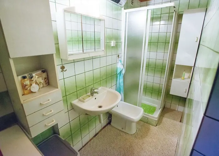 Jorsi With Mountain View